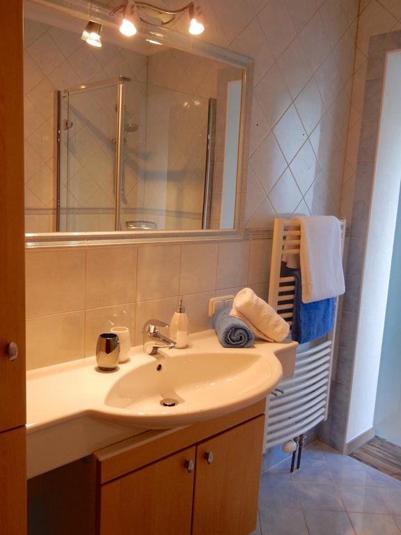 Ferienwohnung Kirchschlager バート・アウスゼー エクステリア 写真